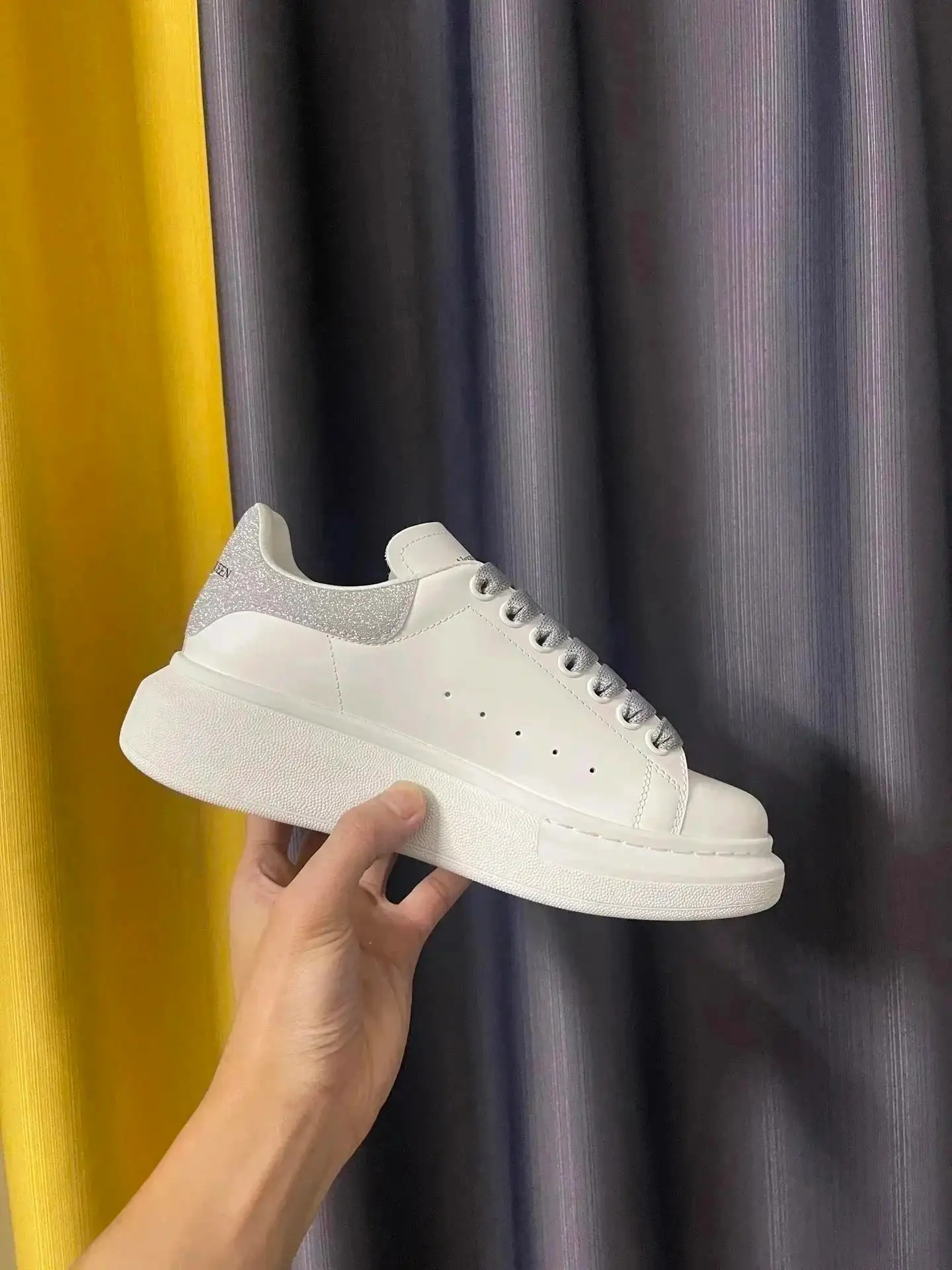 Alexander McQueen Sneakers（38 Color） 2